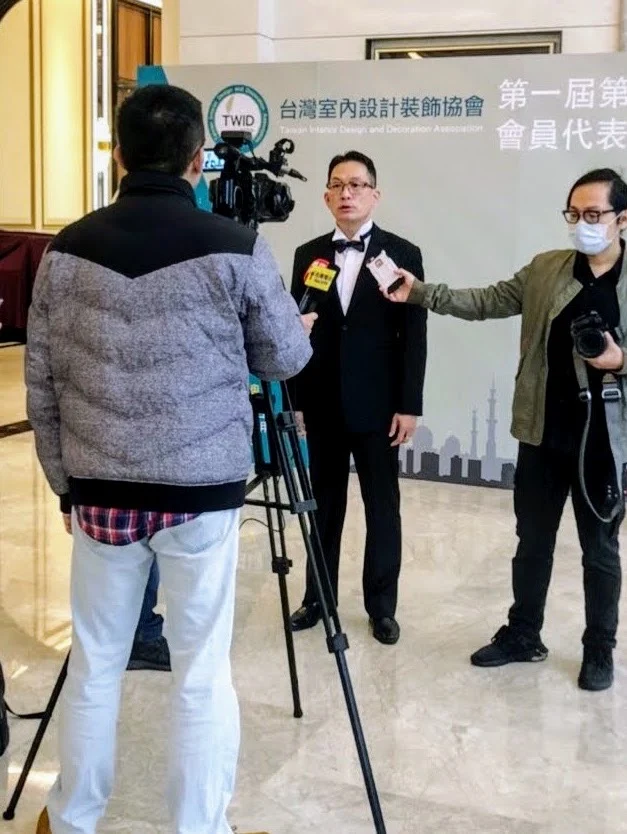 第一屆會員代表大會現場接受媒體訪談